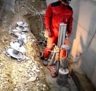 ĐỤC PHÁ BÊ TÔNG 