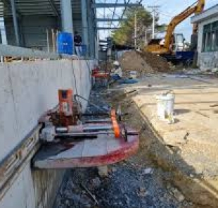 ĐỤC PHÁ BÊ TÔNG 