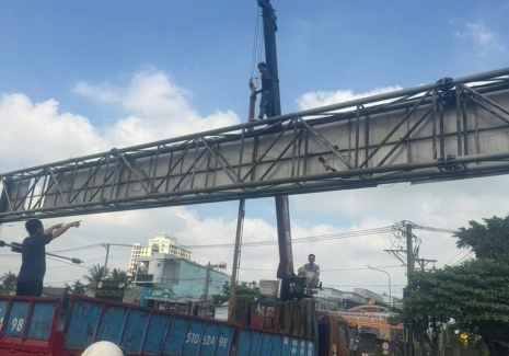 HÌNH ẢNH ĐỤC PHÁ BÊ TÔNG 